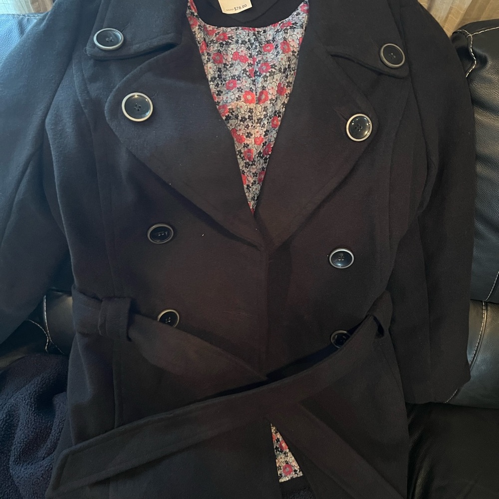 Coat - Picture 4 of 5